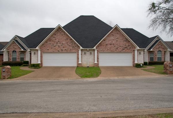 Duplex - 6222 Ashton Cove