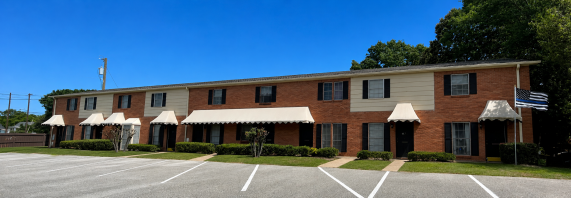 Apartments - 114 East Amherst