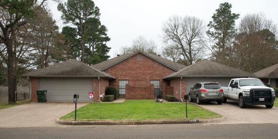Duplex - 3919, 3921 McDonald Road